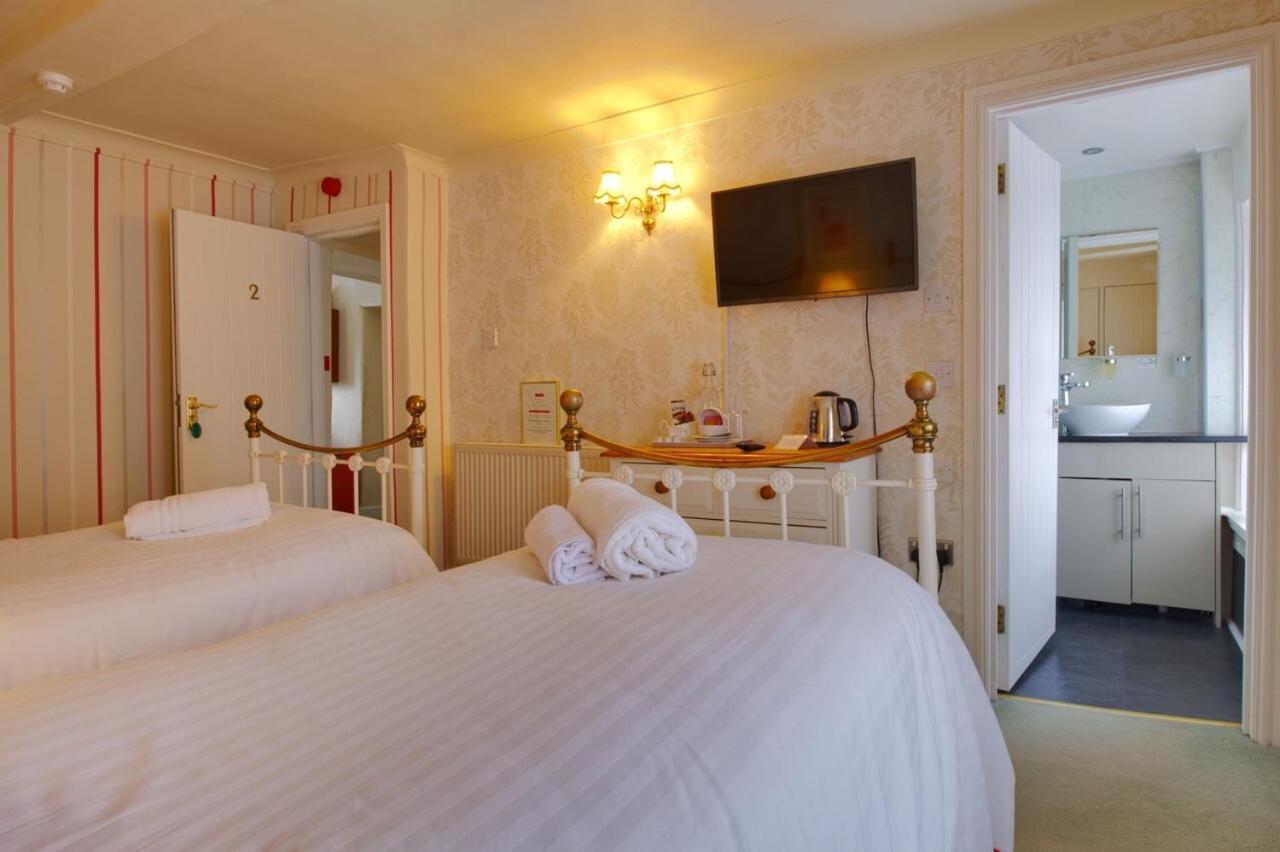 The Old Brewhouse Bed & Breakfast Cirencester Ngoại thất bức ảnh