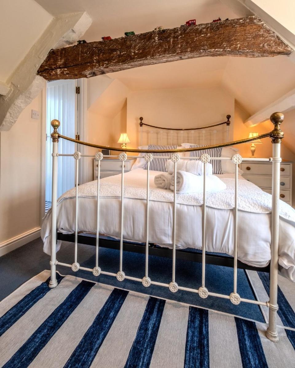 The Old Brewhouse Bed & Breakfast Cirencester Phòng bức ảnh